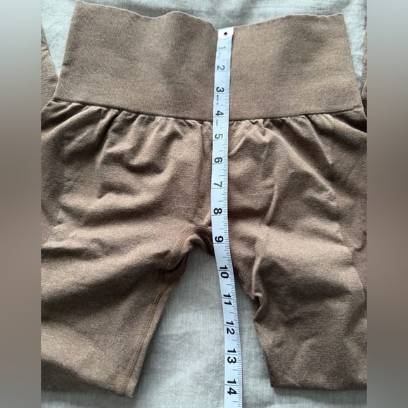 NVGTN High-Waisted Leggings - Picture 4 of 9